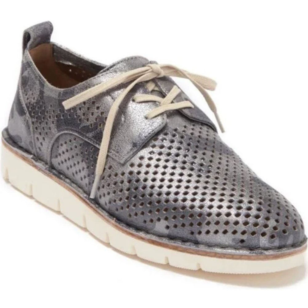 Trask Lena new leather boat shoes • Laser cut Silver Camo • Wn's Size 6/6.5